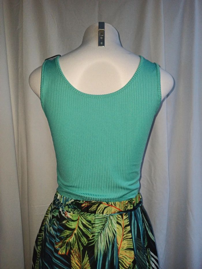 Crop top - photo numéro 2