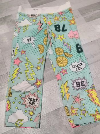 Legging pantacourt T 6/8 ans