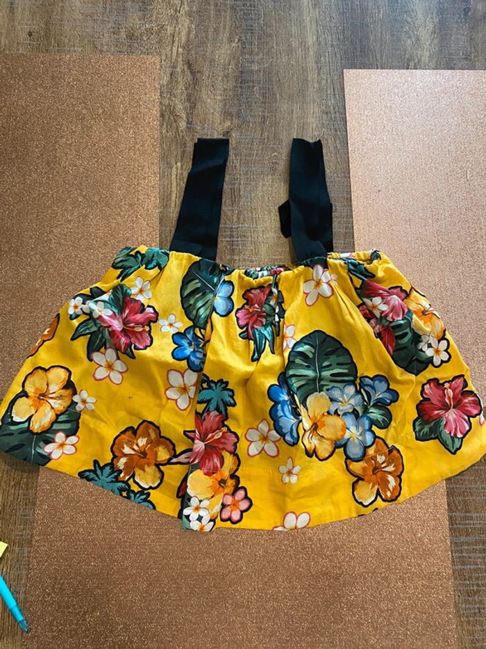 Crop top fleuri taille 36 Stradivarius - photo numéro 2