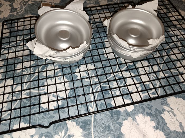 Grille de refroidissement et moules à donuts