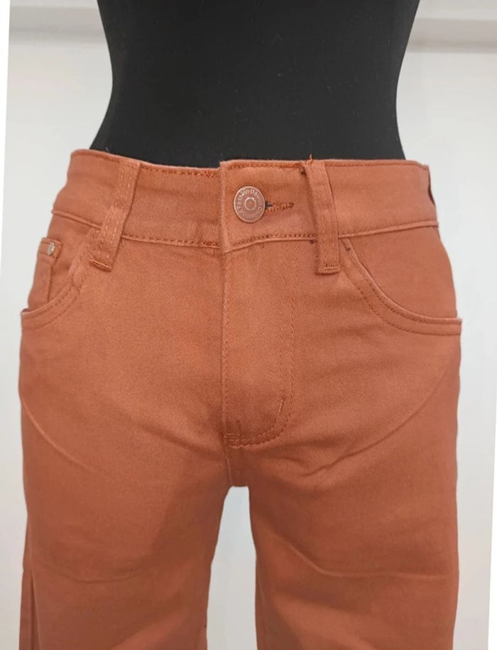 Jean neuf taille 36 - photo numéro 2