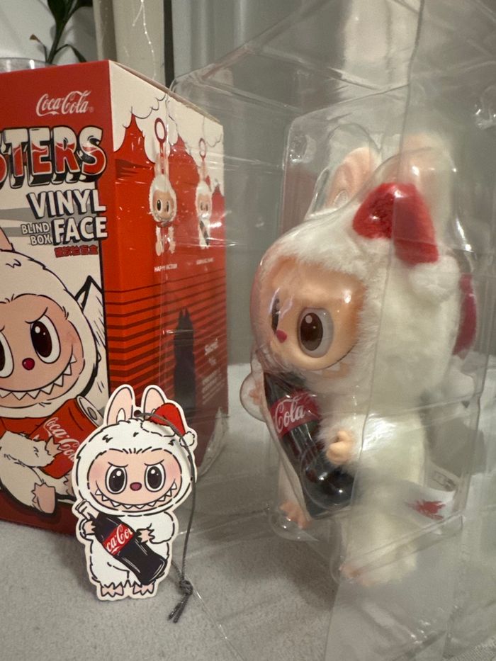 Labubu Coca cola - Surprise Shake - photo numéro 2