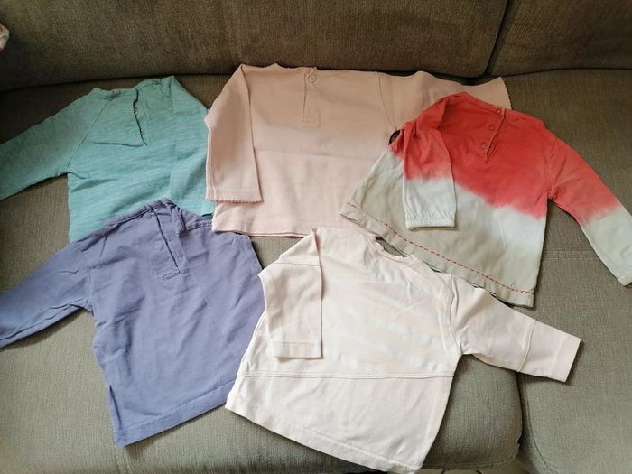 Lot t shirt manche longue 6 mois - photo numéro 2