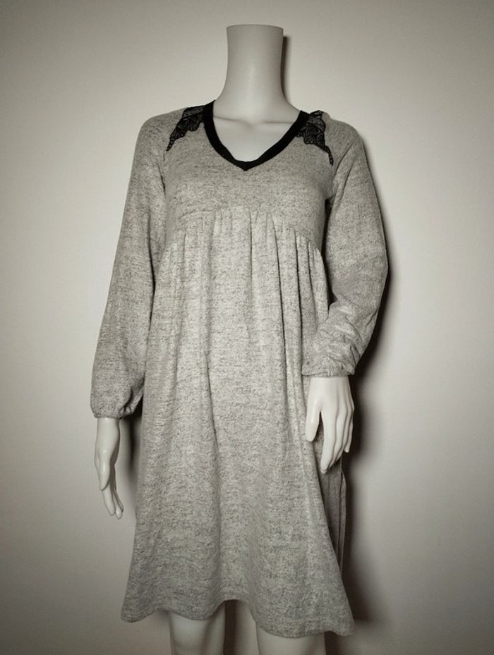 Robe pull avec dentelle dans le dos Naf Naf XS