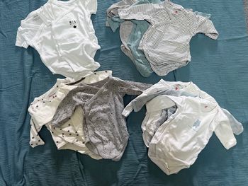 Ensemble bodies / bavoirs - 3 mois