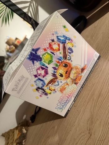 Pokémon ETB évolution prismatique scellé 