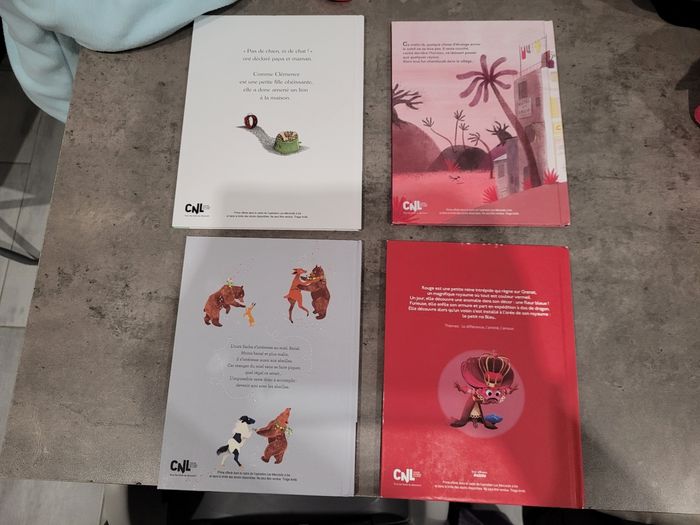 Livres "les mercredis à lire " - photo numéro 2