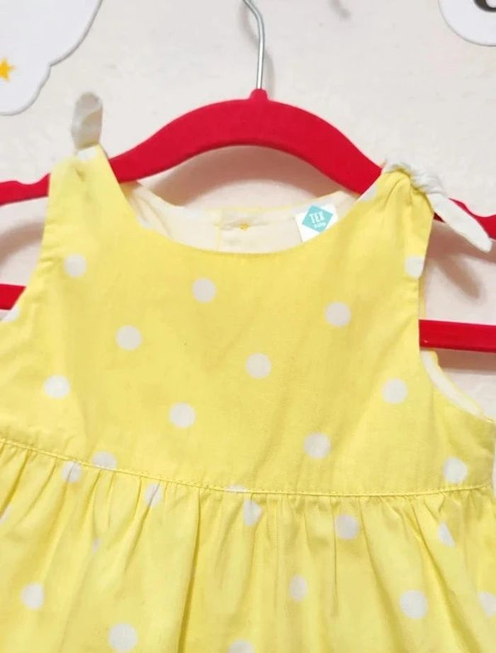 Robe bébé fille taille 6 mois - photo numéro 3