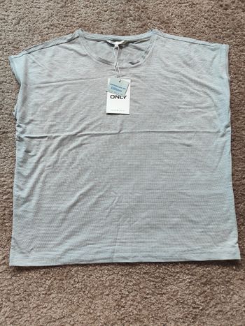 T-shirt taille L neuf