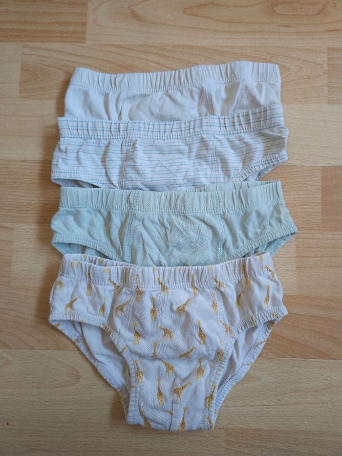 4 slips zara 4-5ans
