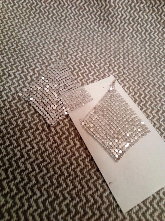 Boucles d'oreilles résilles argentées - photo numéro 8