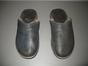  BABOUCHES GRISES GARÇON - P35/36 - n°01