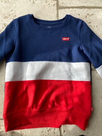 Sweat levi’s
