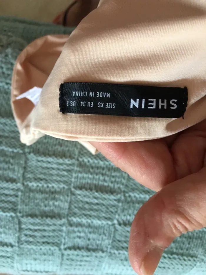 Top femme bandeau beige - photo numéro 3