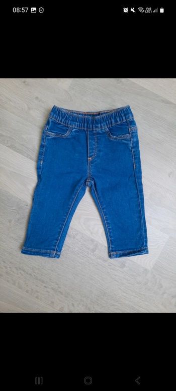 Jean 6 mois