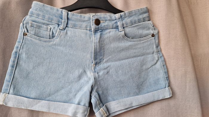 Lot de vêtements fille 10 ans - photo numéro 12