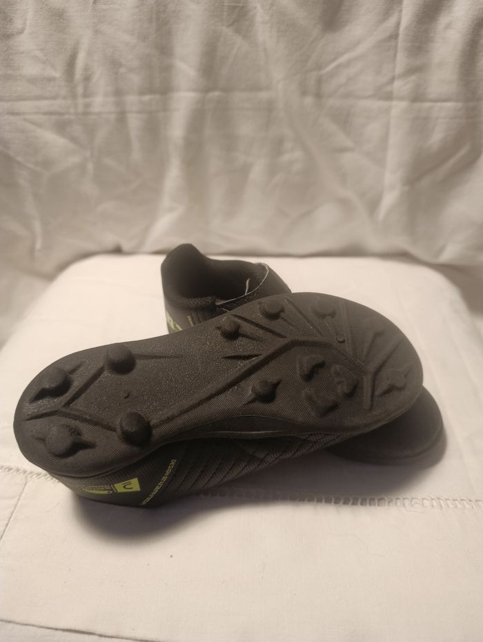 Crampon taille 28 - photo numéro 2