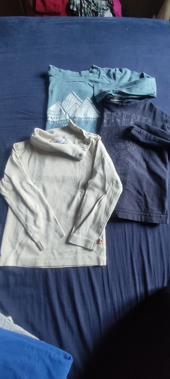 Lot tee shirt enfant 