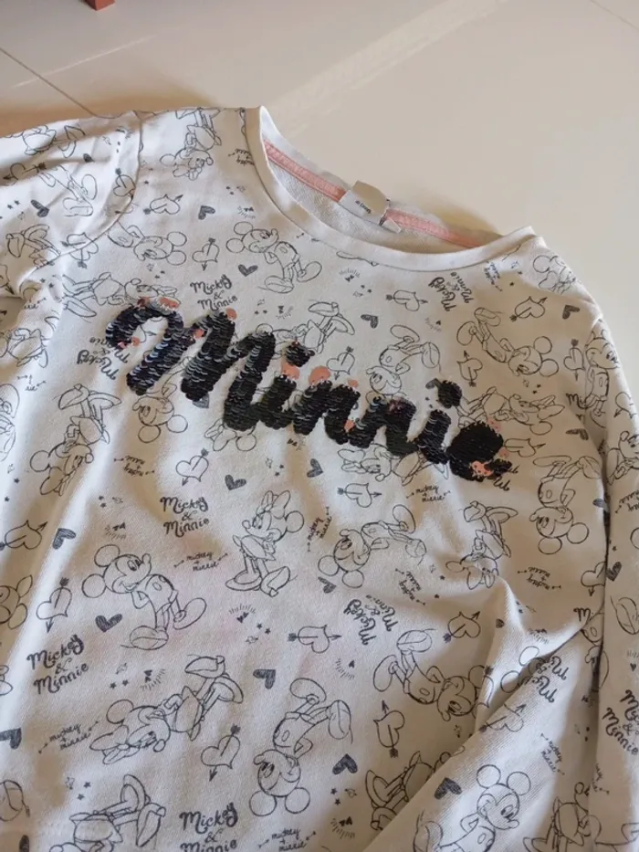 Pull Minnie 8 ans - photo numéro 4