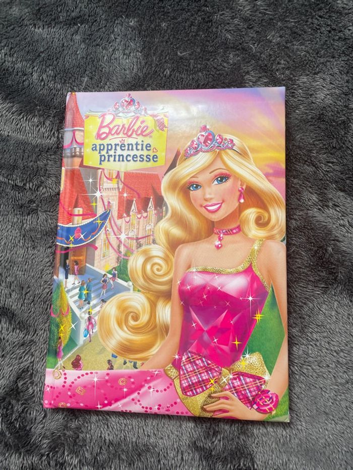 Barbie apprenti princesse livre