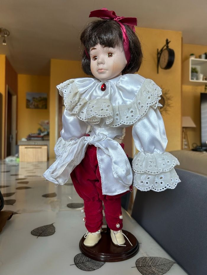 Poupée de collection type Mime / Pierrot en porcelaine - Style Vénitien - photo numéro 1