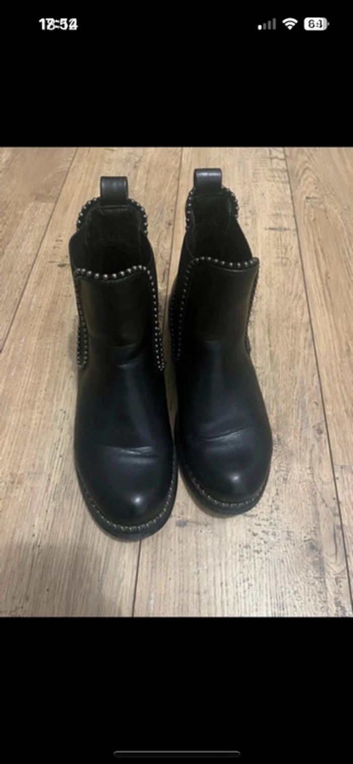 Bottines noires à clous - Look rock parfait pour la rentrée - T36