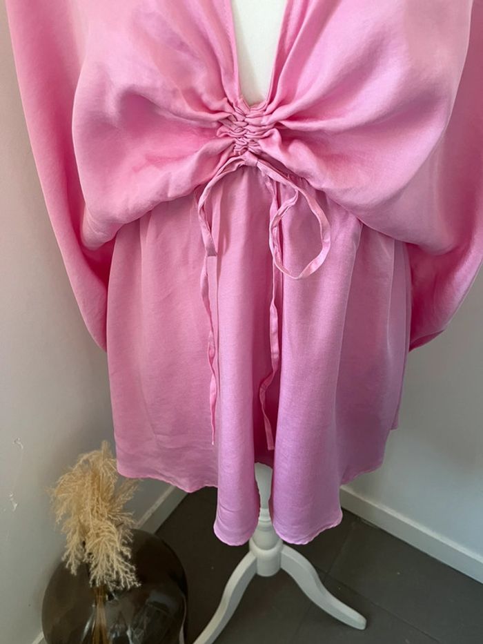 Robe cintrée rose Zara S neuve - photo numéro 2