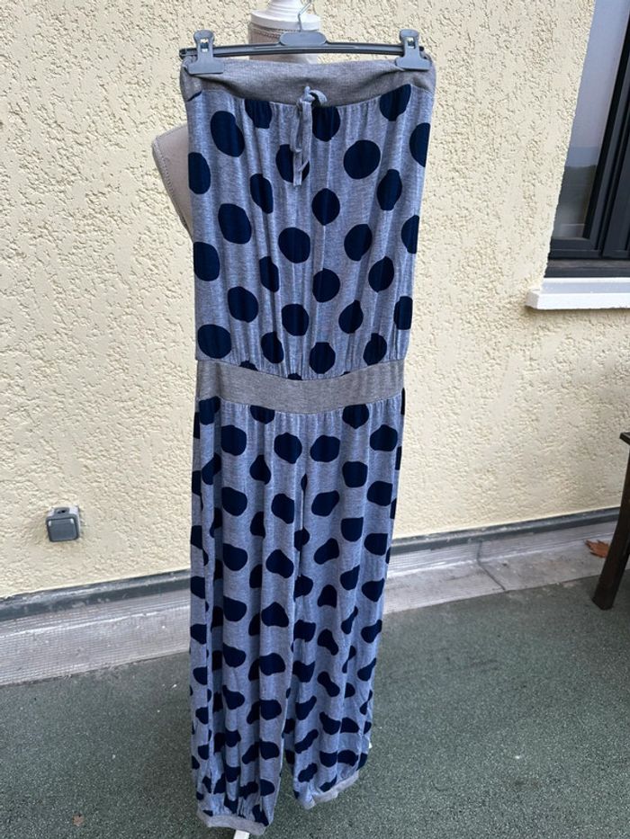 🤍 Combi-pantalon bustier grise à pois bleus – Taille M