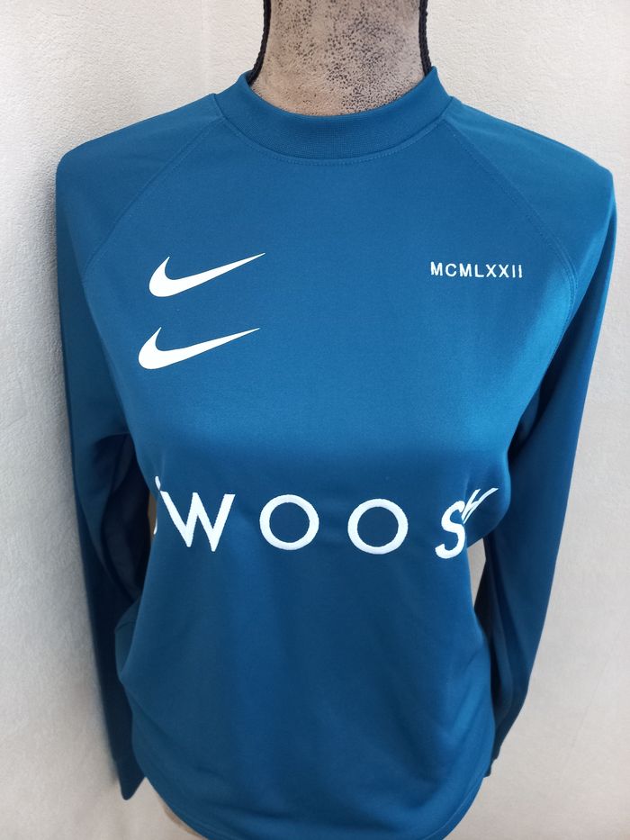 Sweat nike  Taille  XS - photo numéro 6