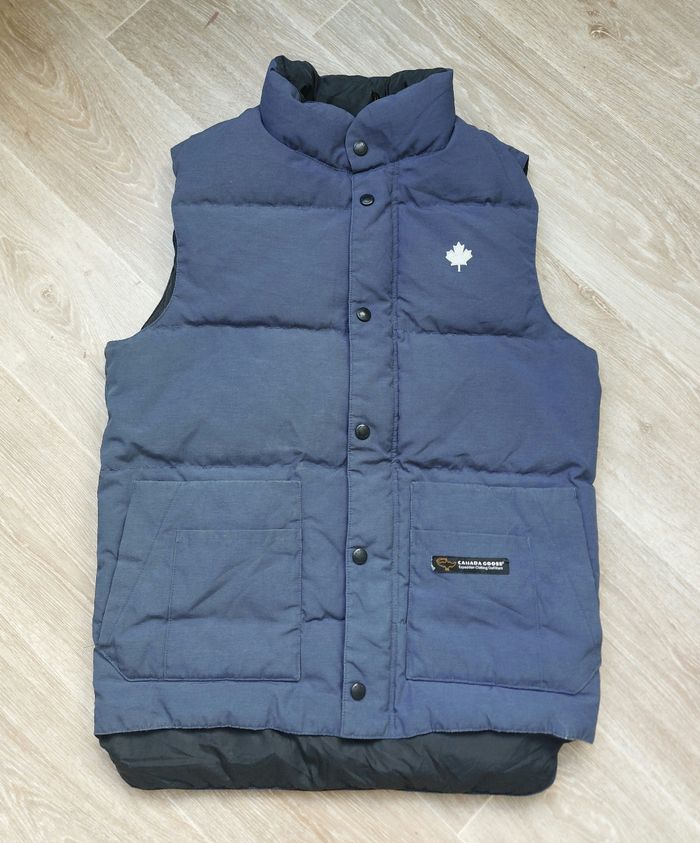Canada Goose black puffer gilet - photo numéro 2