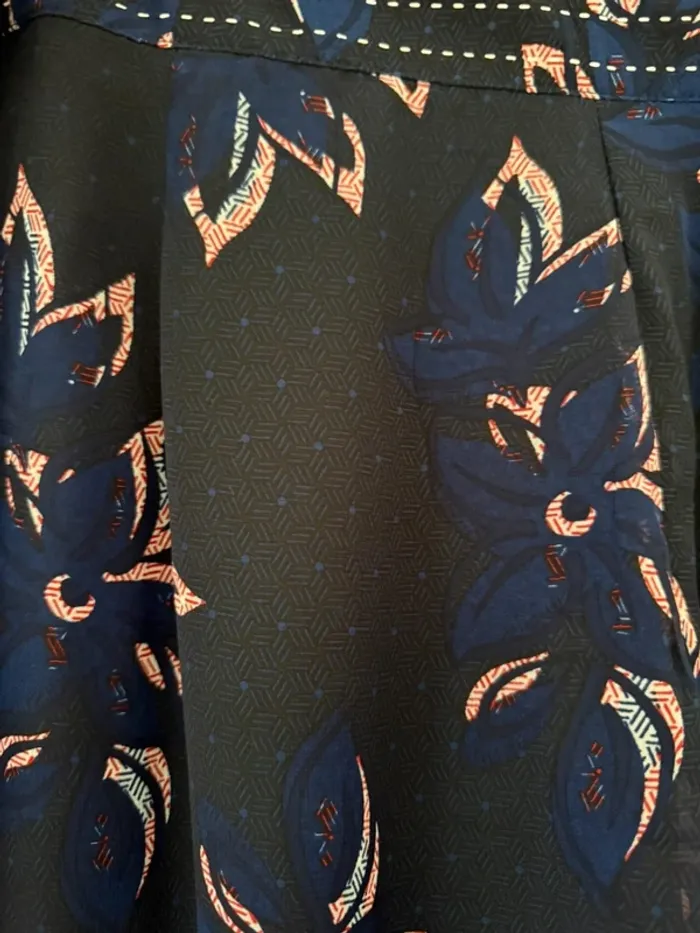 Superbe pantalon fluide fleuri jambes larges neuf avec étiquette Miss Captain Trend 🌸 42 - photo numéro 9