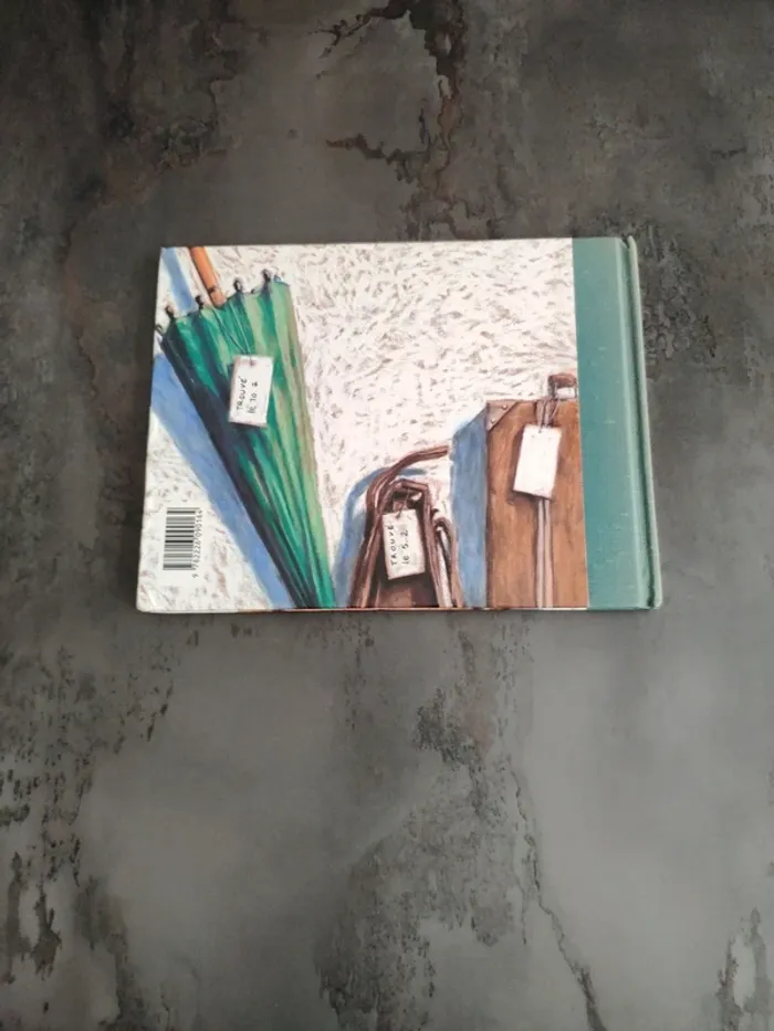 Livre trouvé - photo numéro 2