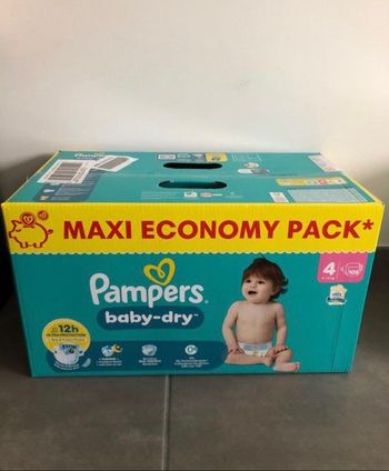 MaxiPack pack de couches Pampers taille 4 