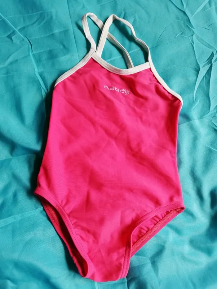 Maillot de bain une pièce fille