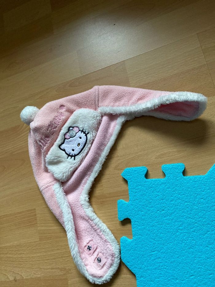 Bonnet Hello Kitty Taille 52 - photo numéro 2