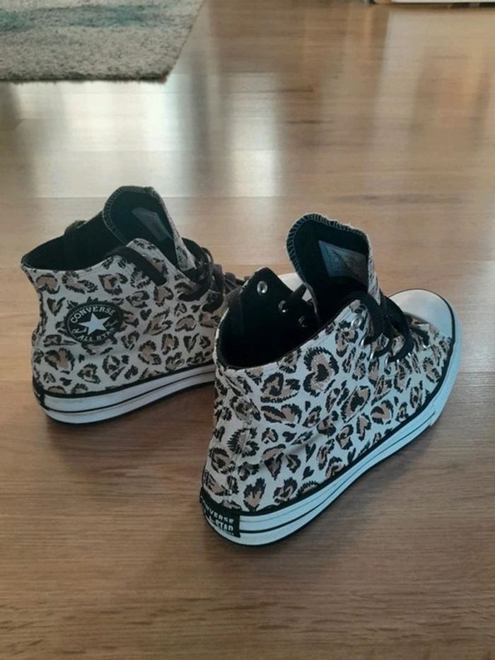 Converse plateforme Chuck Taylor Femme 38.5 - photo numéro 2