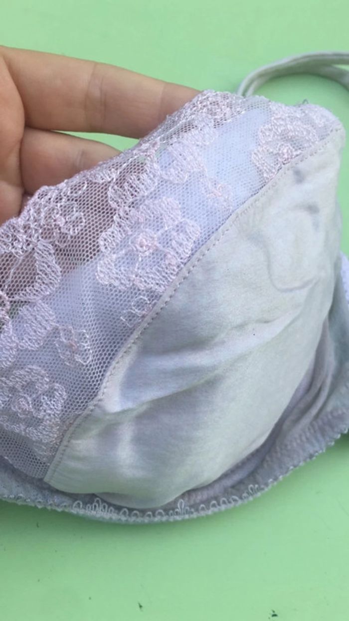 Soutien-gorge - photo numéro 2