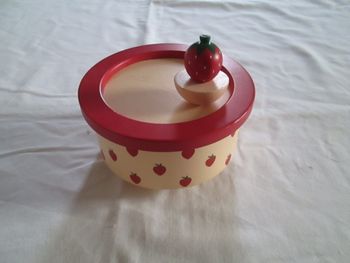 Boîte à musique ronde