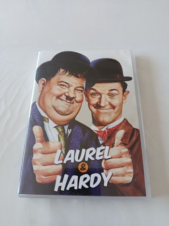 Vend DVD laurel et hardy