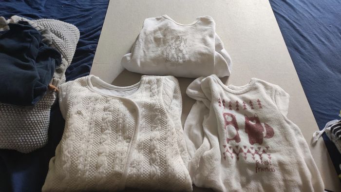 lot 3 pyjamas 6 mois
