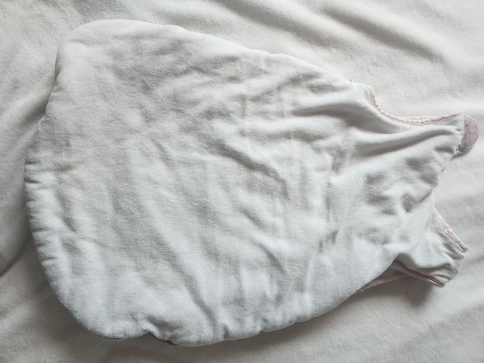 Jolie gigoteuse/ turbulette 0-6 mois velours blanche, grise et rose motif hiboux - photo numéro 6