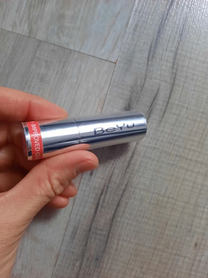 Rouge à lèvres BeYu, Star 479, neuf