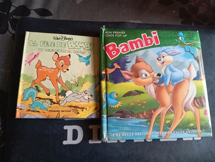 Lot 2 livres Bambi Pop up
