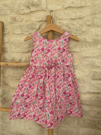 Robe à fleurs roseH&M 18/24 mois - 4 €