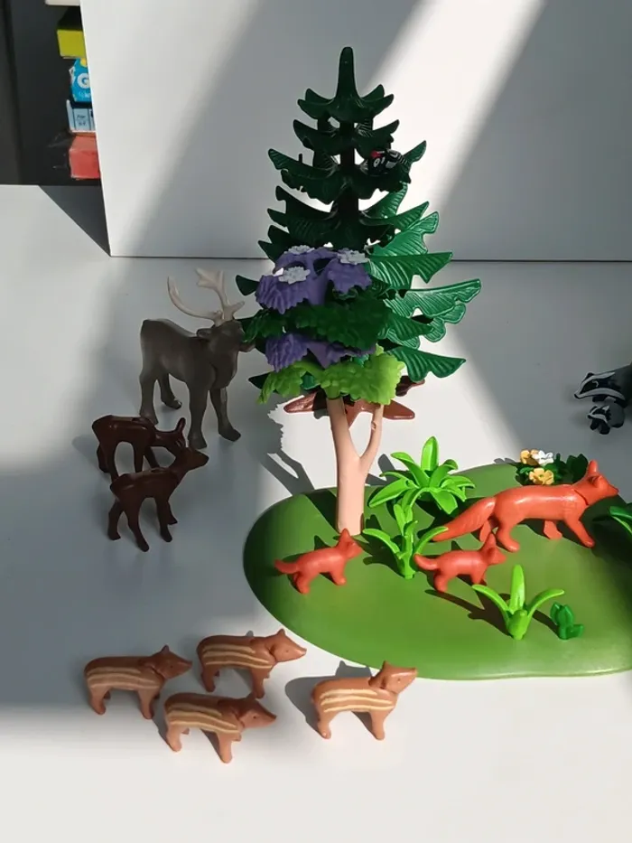 Lot figurines playmobil Ballade en famille avec le chien dans la forêt - photo numéro 2
