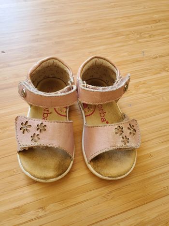 Sandales t19