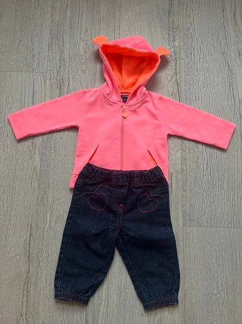 Ensemble fille Kiabi – 6 mois – Veste à capuche + jean brodé