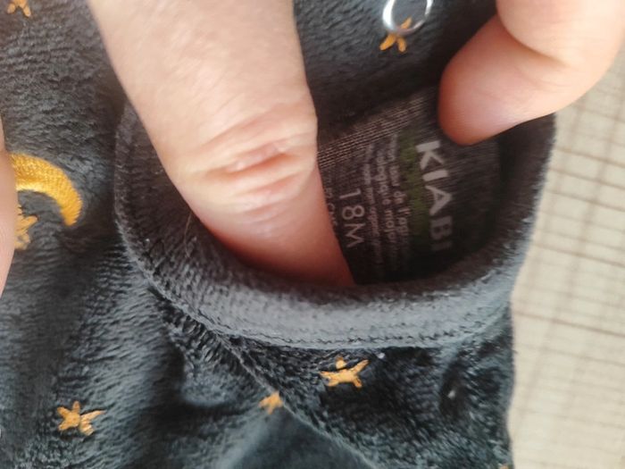 Pyjama noir - photo numéro 2