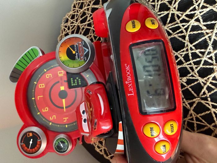 Lexibook radio réveil projecteur Cars - photo numéro 3