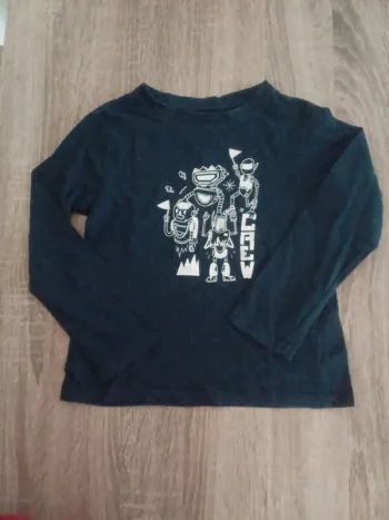 🌹tee shirt manche longue 6 ans kiabi 🌹